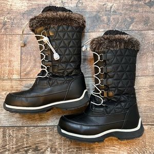 SOLD Girls Lands End snow boots